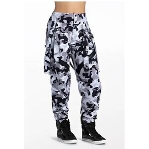 Balera Grey Camo Pop Star Pants With Straps - Size Large Child (14)